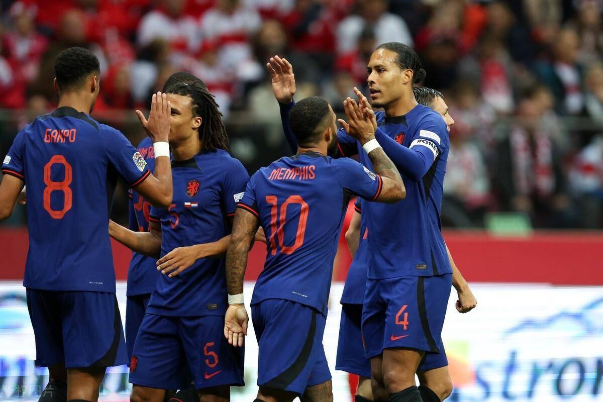 爱游戏tv-丹麦队鏖战泰国队，黄鸭组合扛起全队