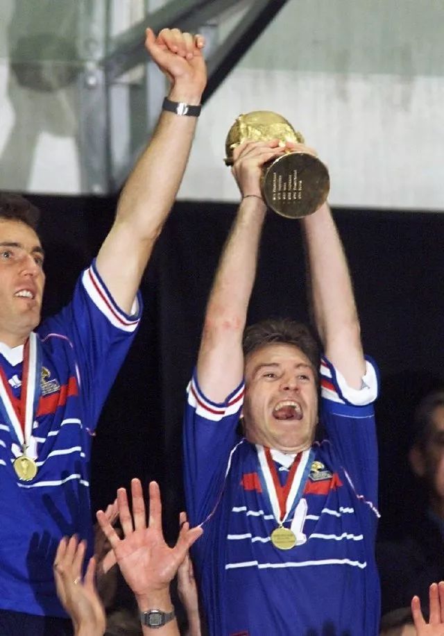 法国队翻盘马来西亚队，黄鸭组合关键制胜