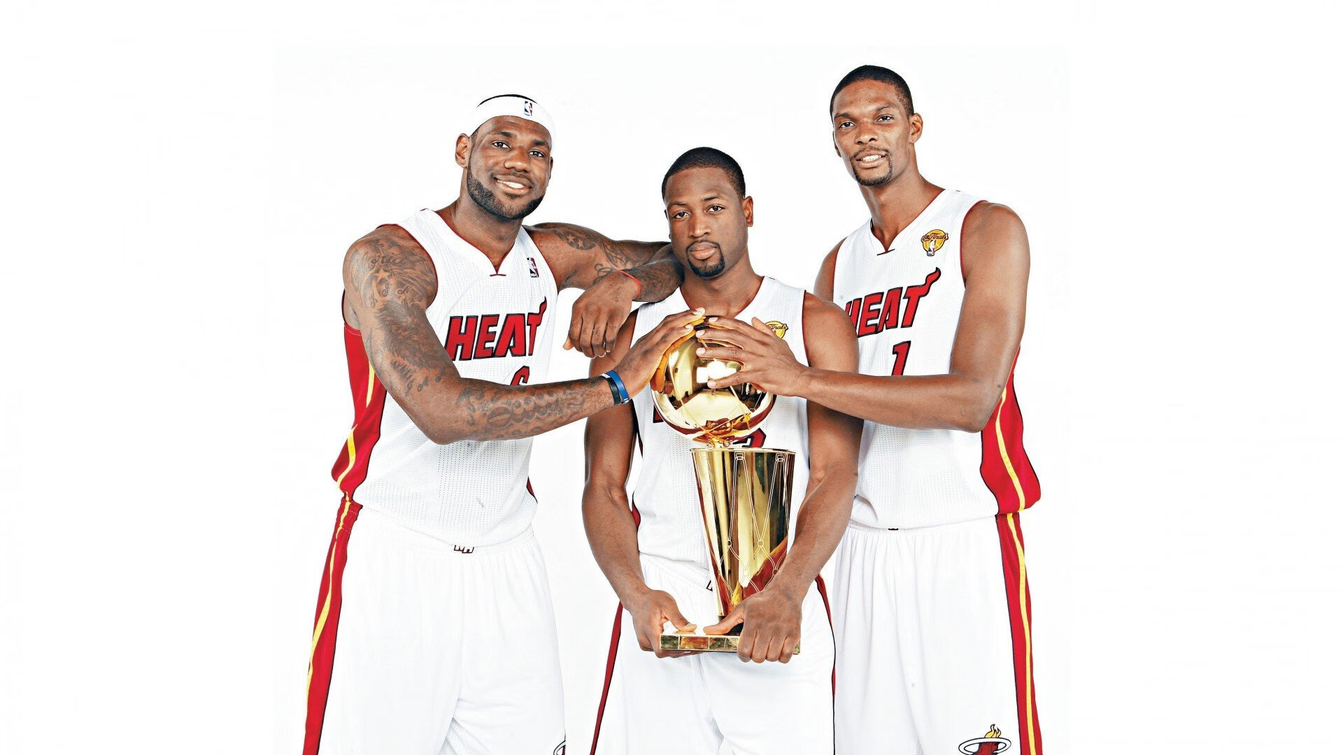 卡马文加，当客串成为艺术，他用左后卫身份重新定义中场核心