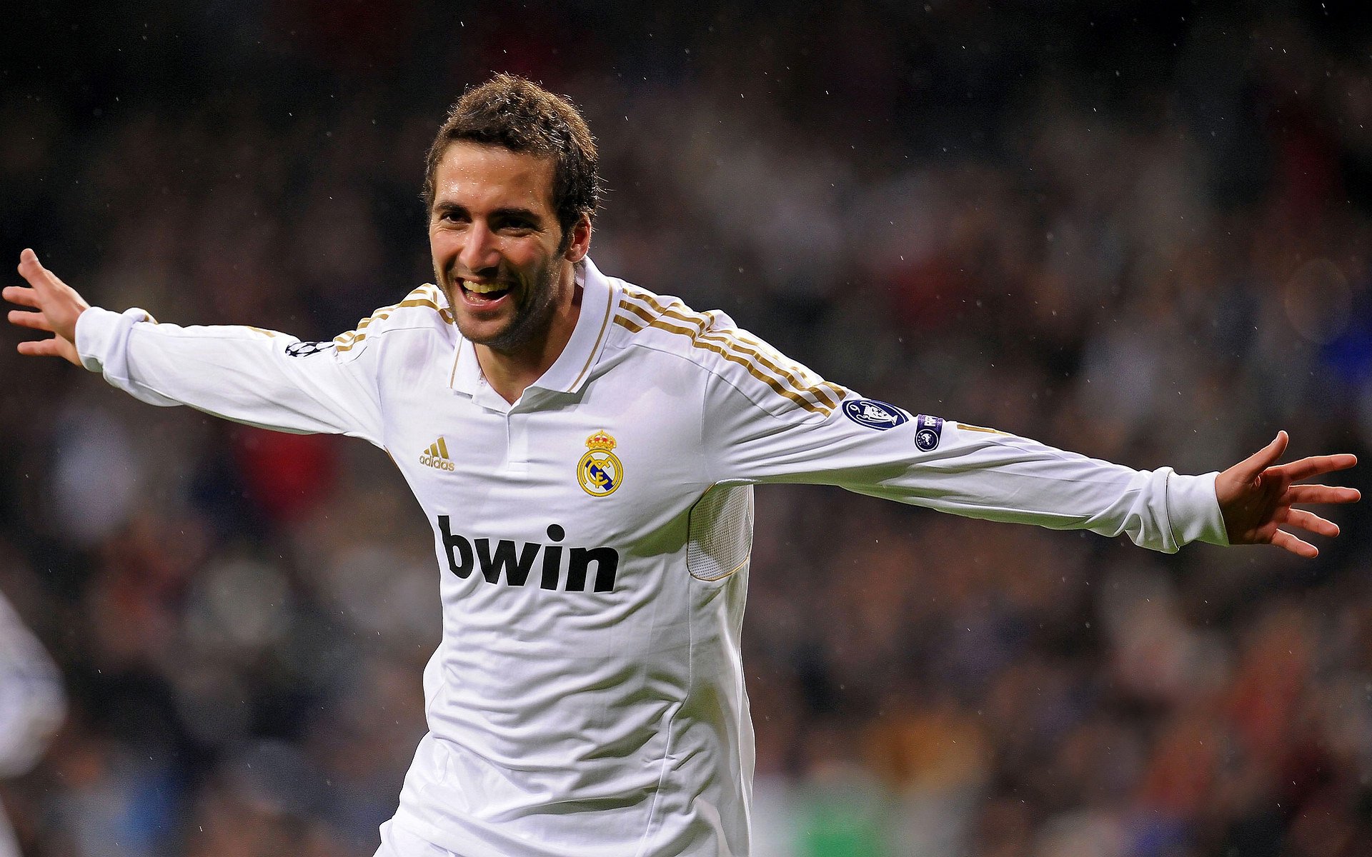 爱游戏体育-布雷默赛后评分拉满，巴西火力压制里昂，桑巴足球的现代性胜利