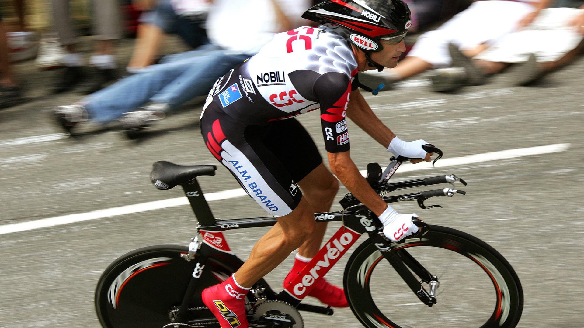 掘金击溃猛龙,伦纳德成为关键先生